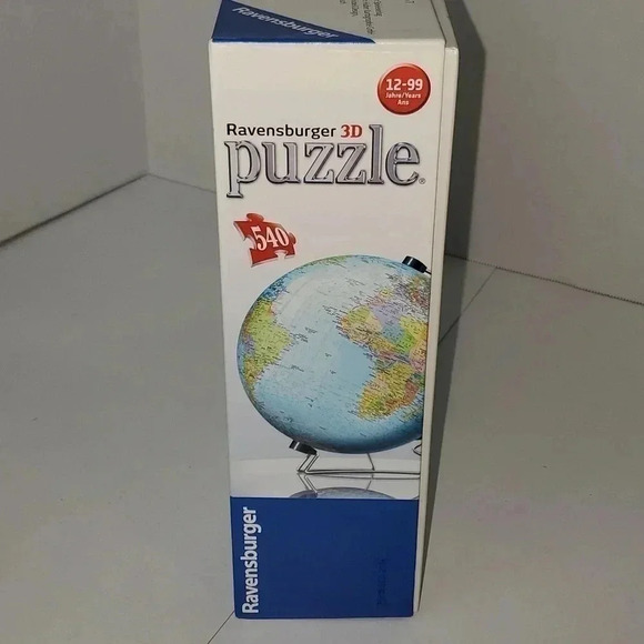 Ravensburger 3D 540 Puzzle Easy Click Technology w Display Stand NWOT - Picture 6 of 9
